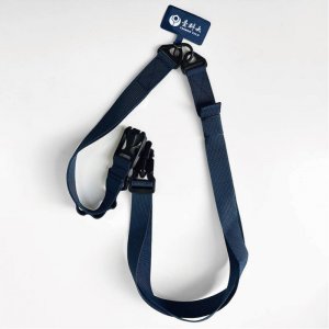 【團購商品，10件起做】NTUST多功機能手機夾片背帶_深藍