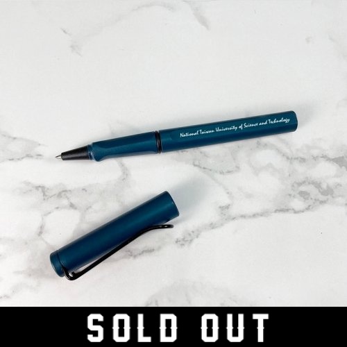 手寫的溫度｜NTUST書寫英文校名 LAMY Safari 狩獵者系列 鋼珠筆_森綠藍(已完售)